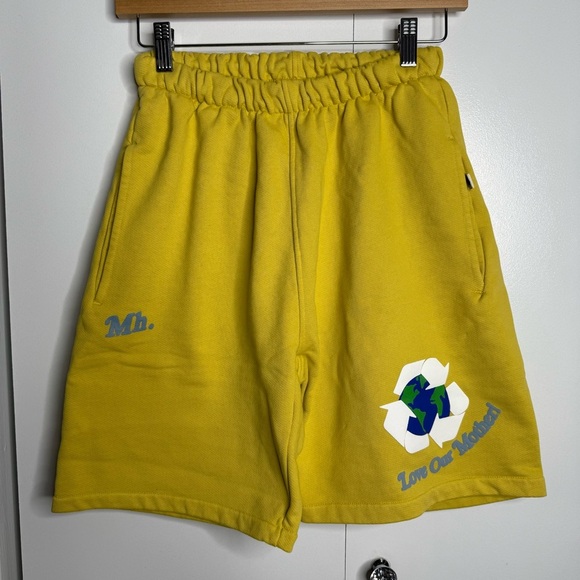 Madhappy - Earth Day Fleece Sweat Shorts Yellow - XS NWT - Picture 2 of 13